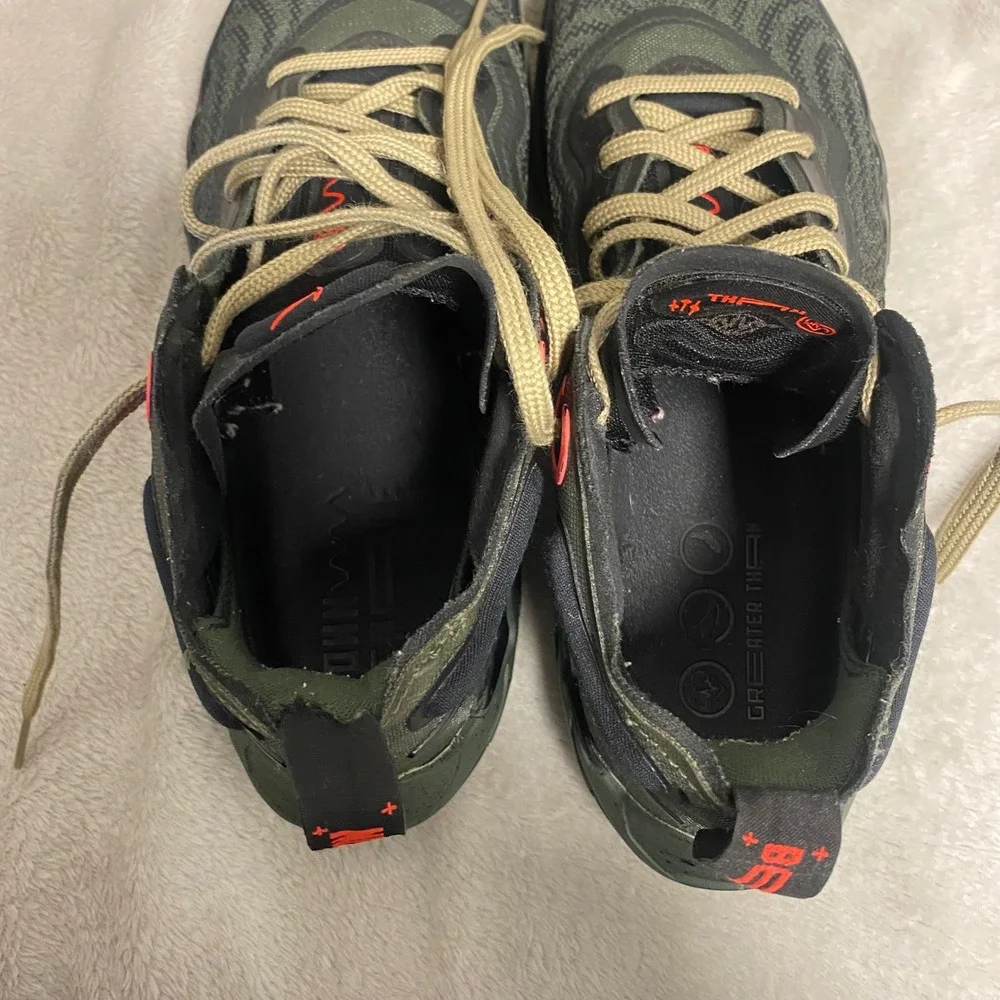 Nike Air Zoom Greater Than GT Run Basketball Shoes Carbon Green Mens‎ Size 7.5